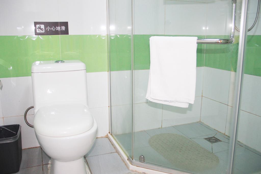 7Days Inn Guangzhou Gangding Longkou XI Road Bagian luar foto