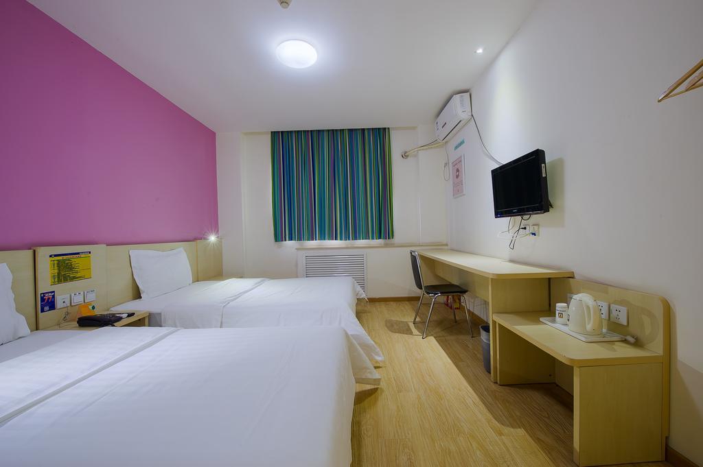 7Days Inn Guangzhou Gangding Longkou XI Road Bagian luar foto