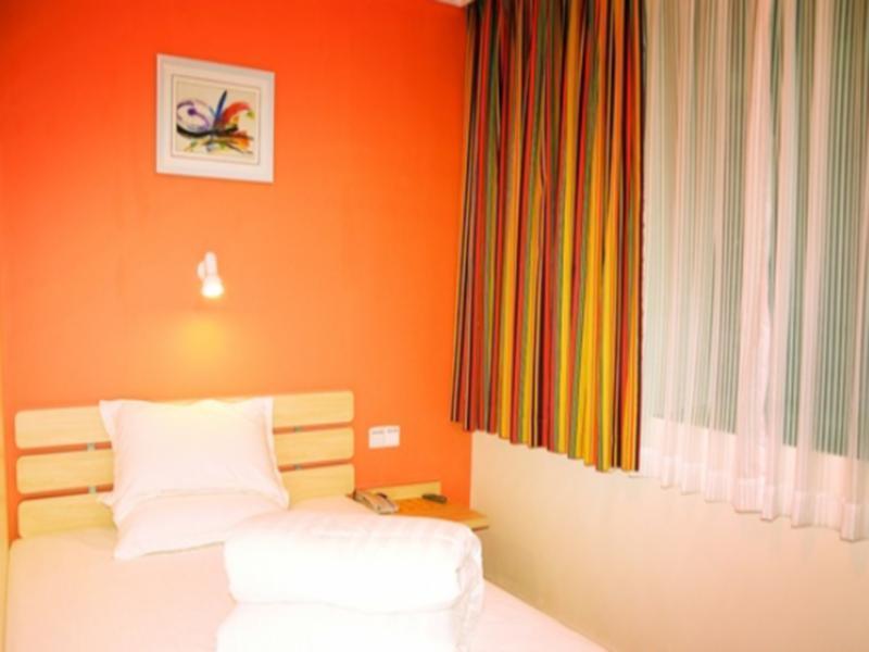 7Days Inn Guangzhou Gangding Longkou XI Road Bagian luar foto